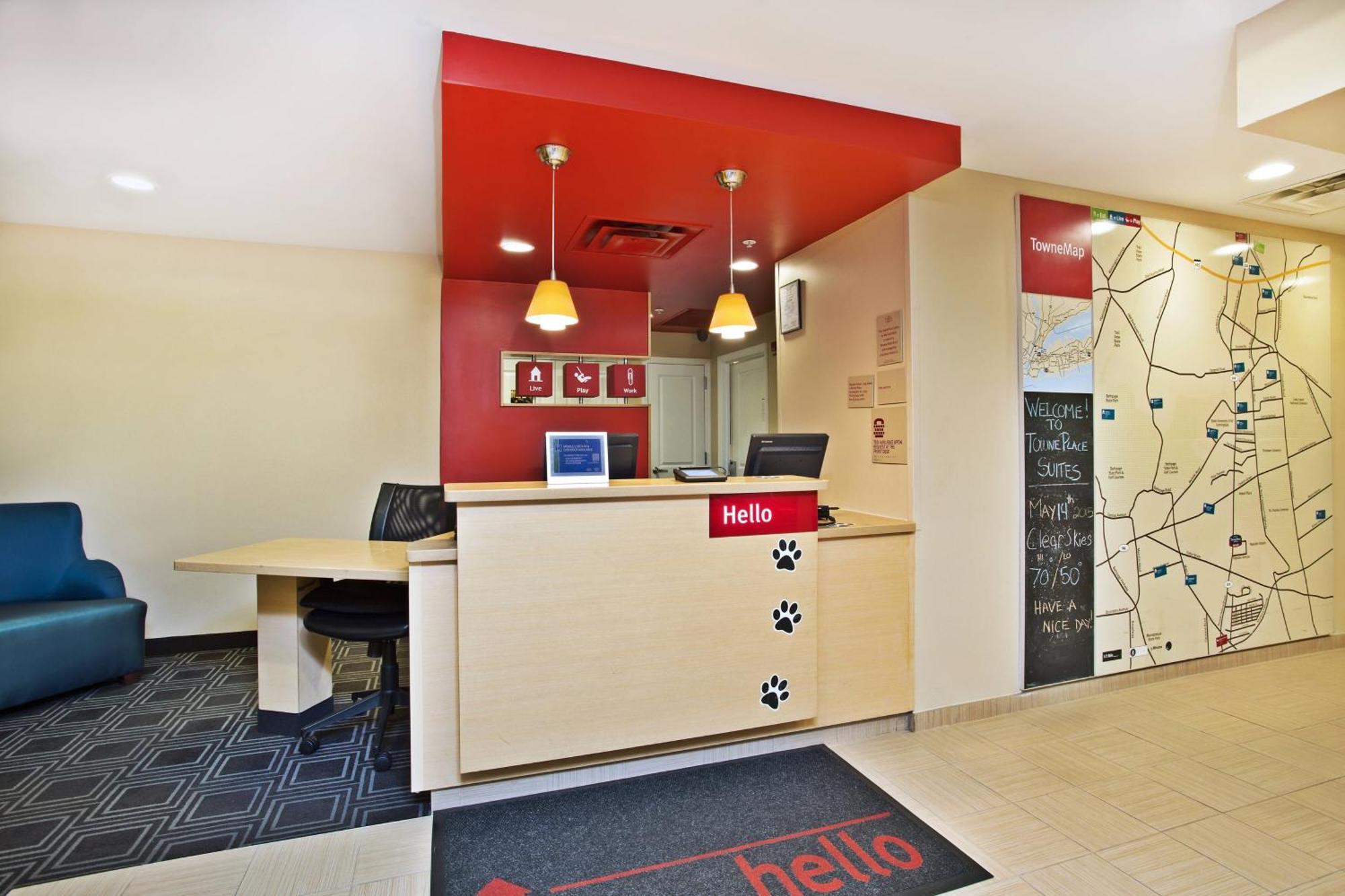 ทาวน์เพลส สวีท รีพับลิค แอร์พอร์ต ลอง ไอแลนด์/ฟาร์มิงเดล Hotel ฟาร์มมิงเดล ภายนอก รูปภาพ