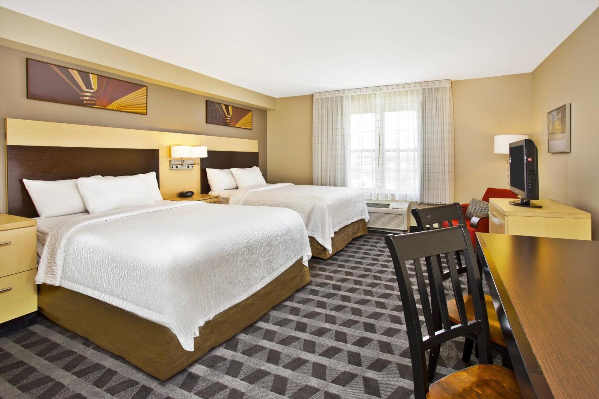 ทาวน์เพลส สวีท รีพับลิค แอร์พอร์ต ลอง ไอแลนด์/ฟาร์มิงเดล Hotel ฟาร์มมิงเดล ภายนอก รูปภาพ